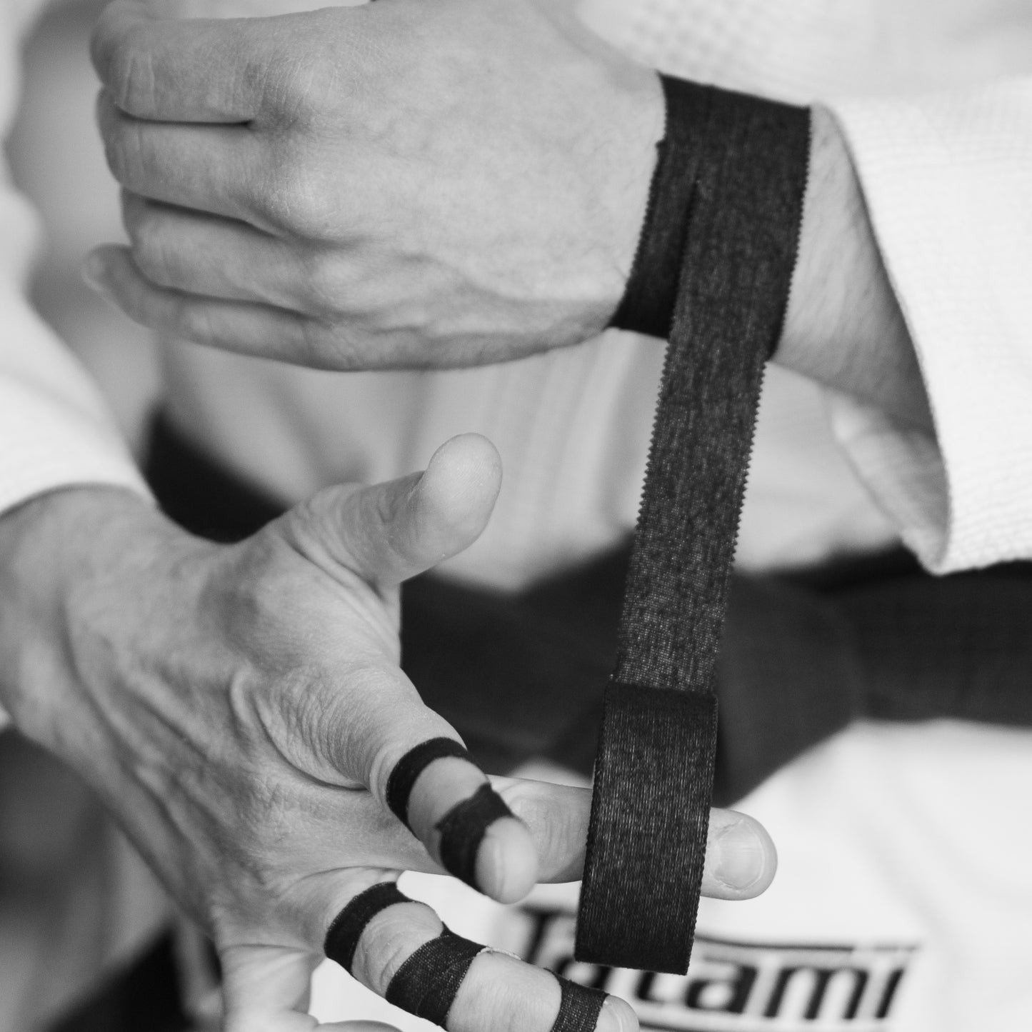 Jiu Jitsu PRO Finger Tape - 1 roll x 25mm/10m | Sticky Grips ProTape