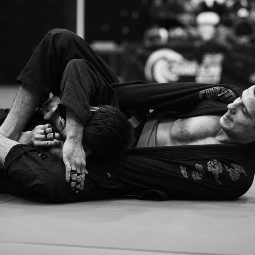 Black 8mm Sticky Grips BJJ finger tape low stretch 13.7m worn during gi match